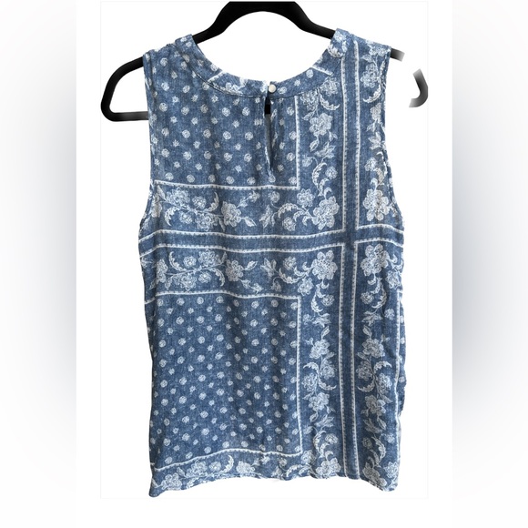 Monteau Denim Blue Floral Kerchief Tank Top (Large) - Picture 2 of 7